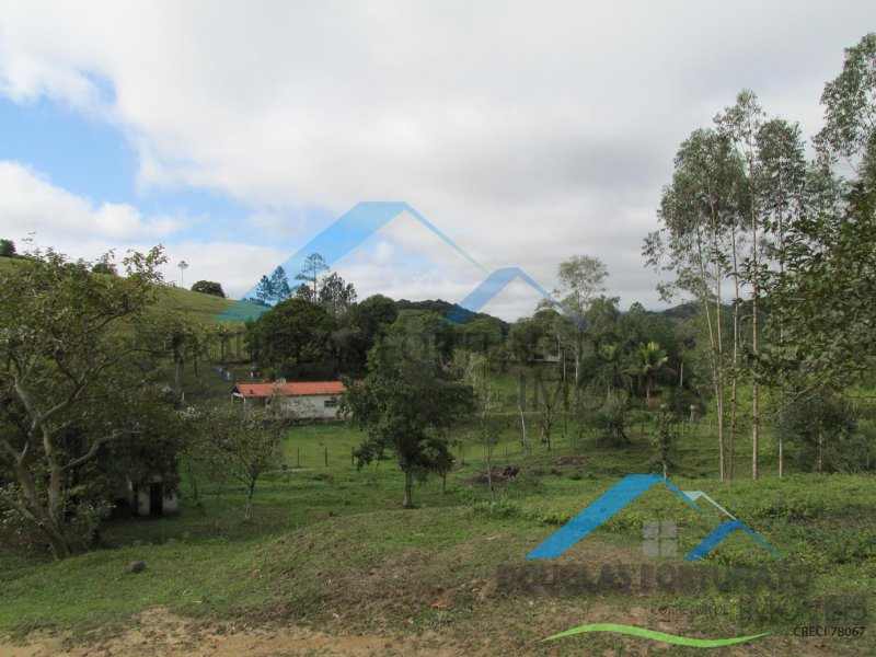Rural em Itariri