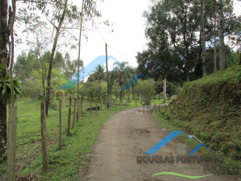 Rural em Itariri