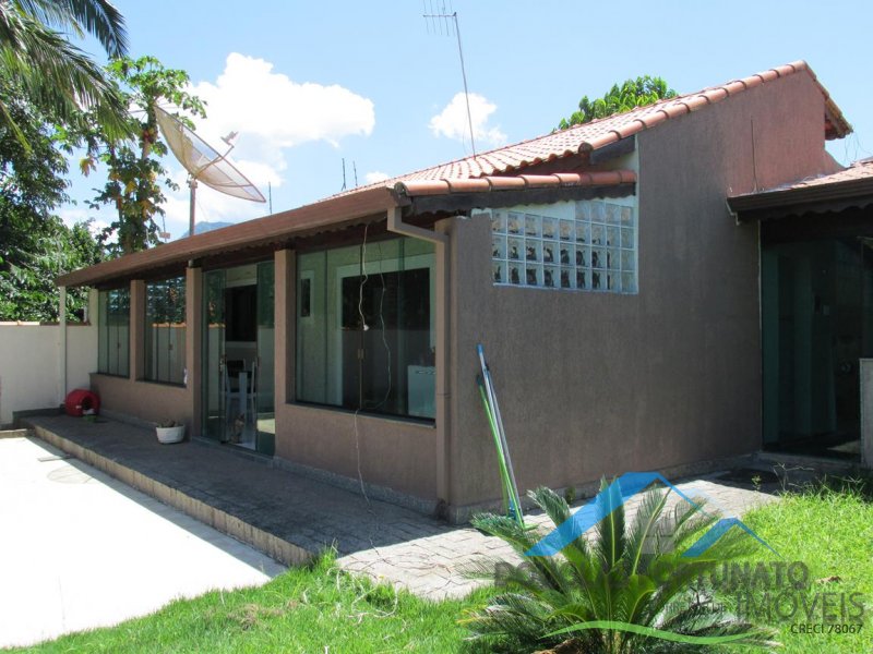 Casa em Peruíbe/Ana Dias