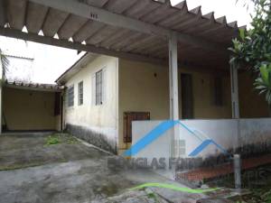 Casa Lado Linha em Peruíbe para Venda
