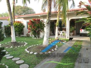 Casa Lado Praia em Peruíbe para Venda