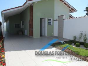 Casa Pós Linha em Peruíbe para Venda