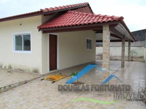 Casa Pós Linha em Peruíbe para Venda
