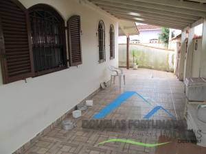 Casa Pós Linha em Peruíbe para Venda