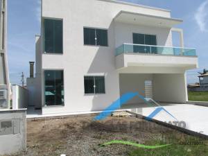 Casa Pós Linha em Peruíbe para Venda
