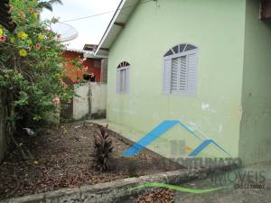 Casa Lado Linha em Peruíbe para Venda