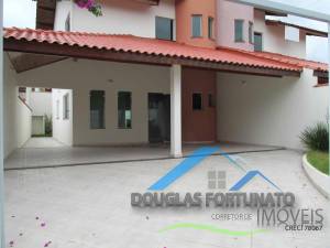 Casa Lado Linha em Peruíbe para Venda