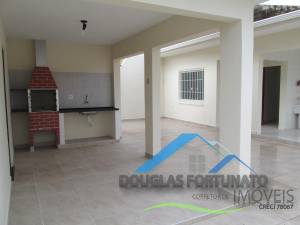 Casa Lado Linha em Peruíbe para Venda