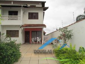 Casa Lado Linha em Peruíbe para Venda